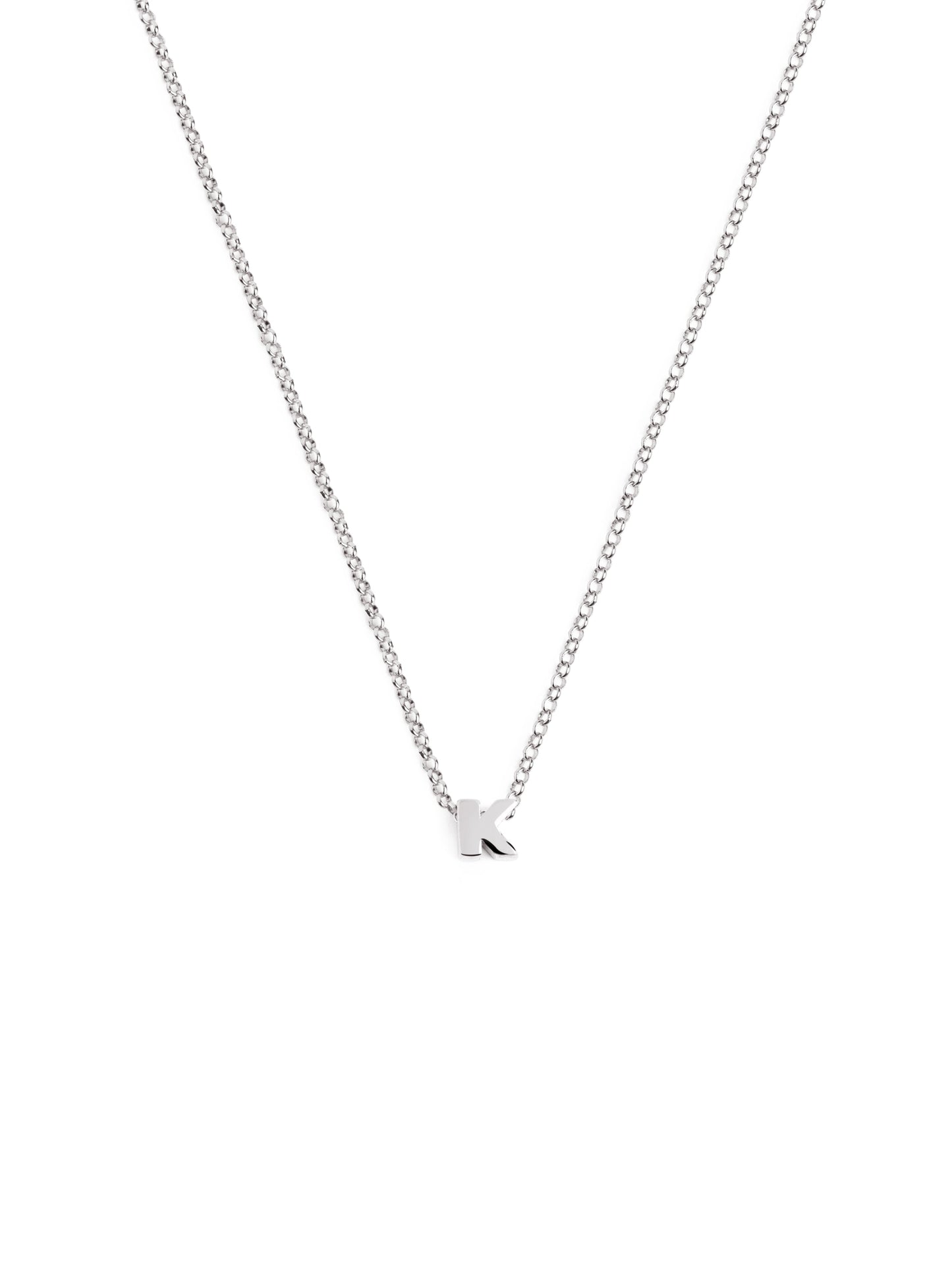 Zilveren ketting met gepersonaliseerd initiaal